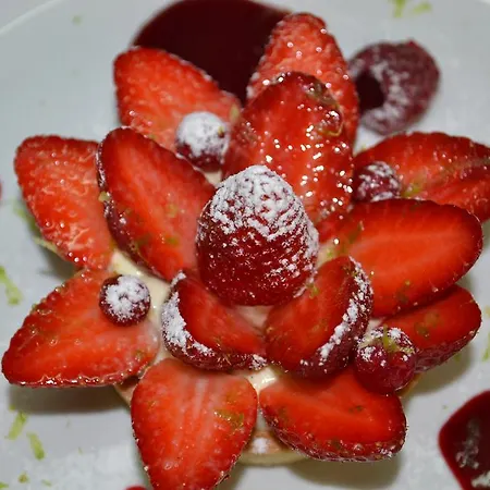 Logis Clair Matin Hotell