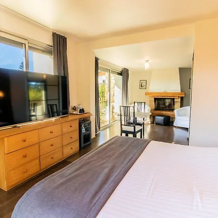 Logis Clair Matin & Hotel 3*