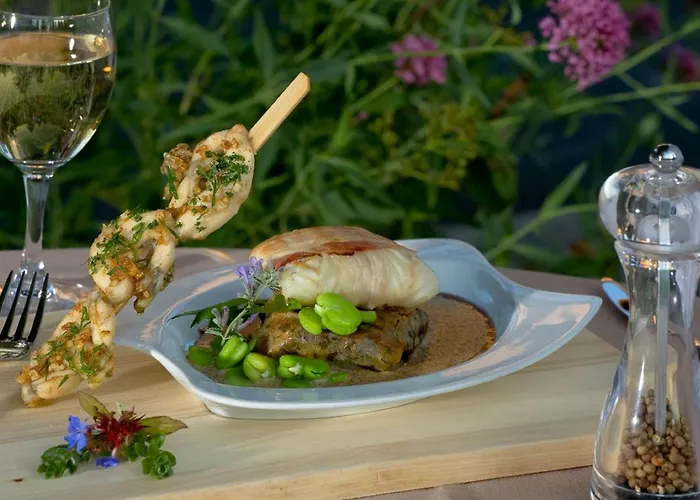 Logis Clair Matin Hotel 3*