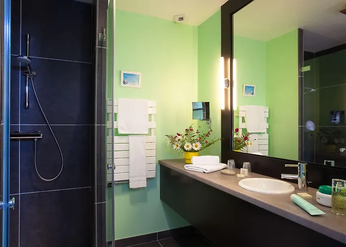 Logis Clair Matin 3*